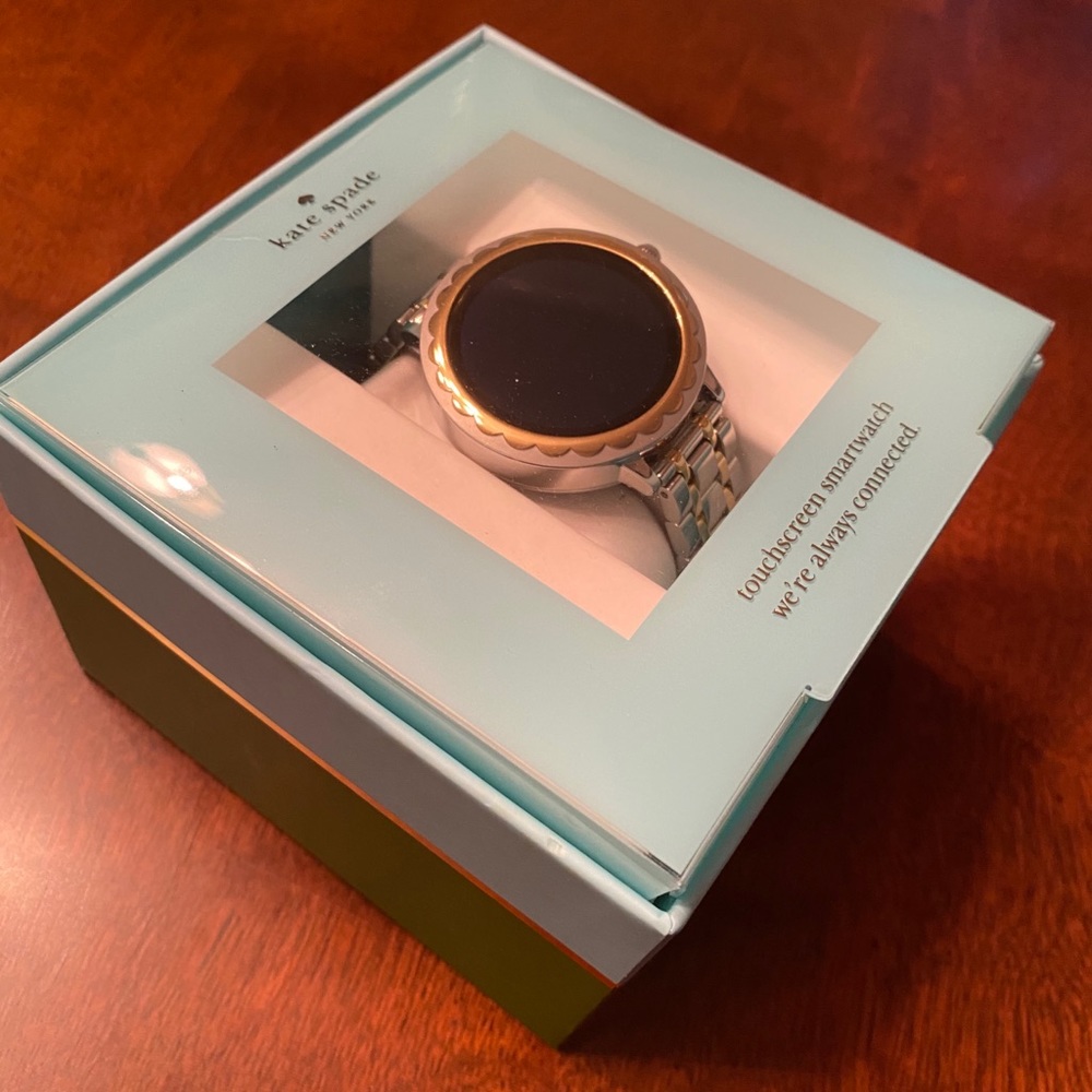 ‼️SOLD‼️Kate Spade Scallop Smart Watch
